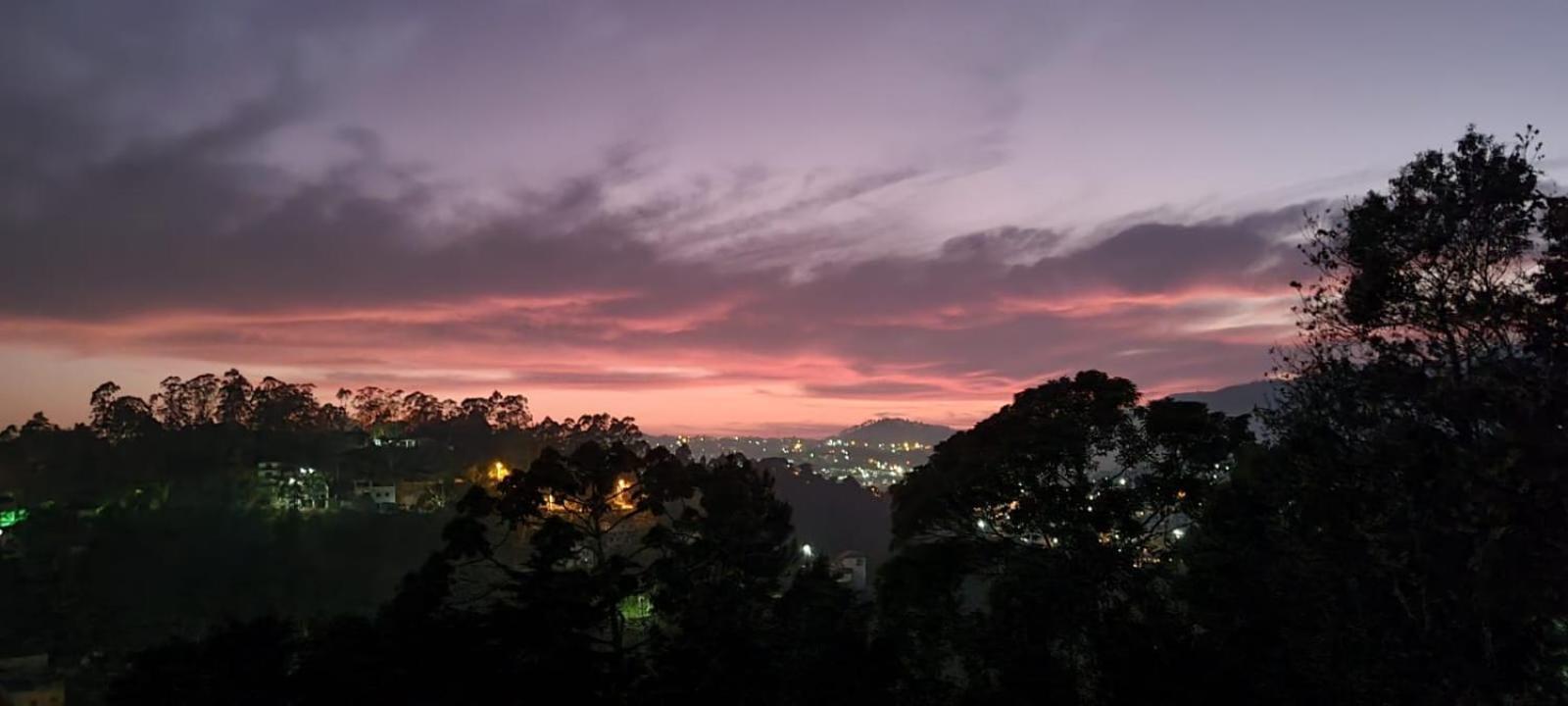 Chacara Do Vale, Lindo Visual Em 度假居