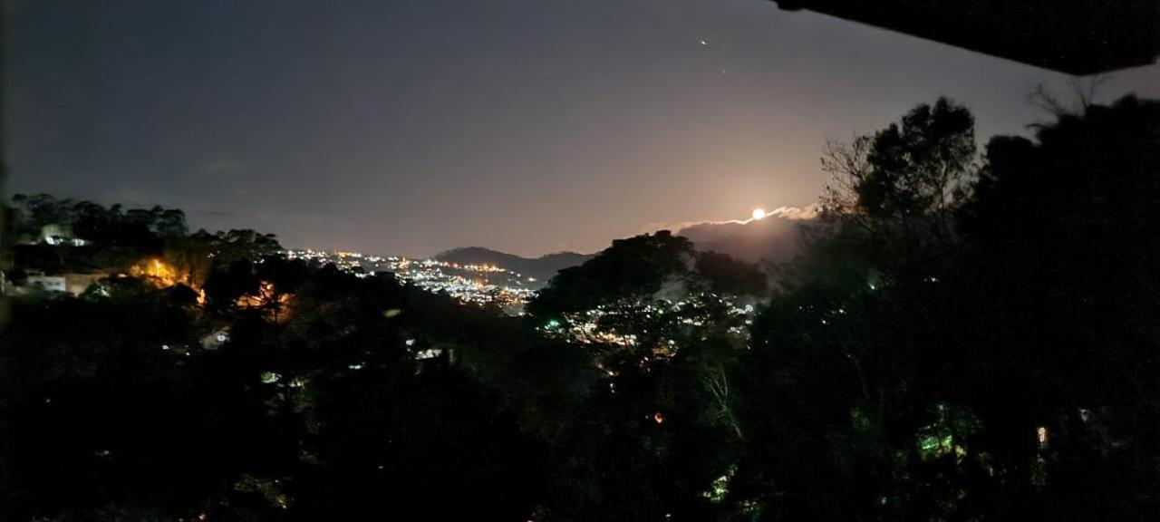 度假居 Chacara Do Vale, Lindo Visual Em *