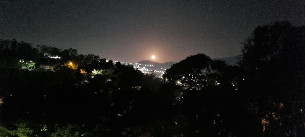 Chacara Do Vale, Lindo Visual Em * Nova Friburgo